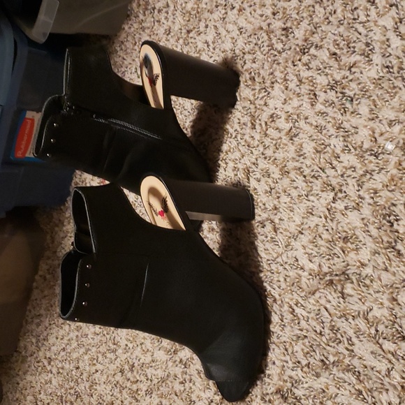 Faux leather booties - Picture 3 of 7